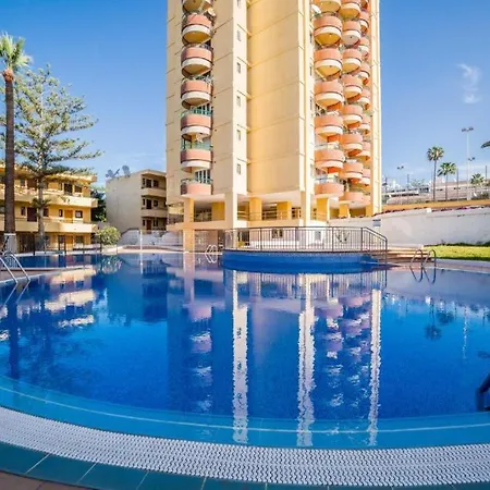 Cozy 2-bed & Sofa-bed In Cristianos Lejlighed *
