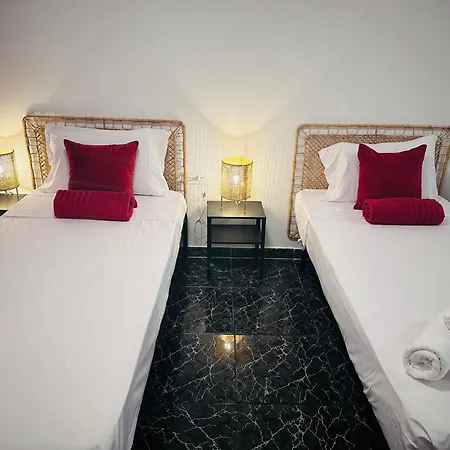 Cozy 2-bed & Sofa-bed In Cristianos Lejlighed *