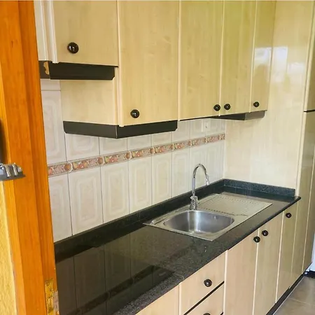 Cozy 2-bed & Sofa-bed In Cristianos Lejlighed *