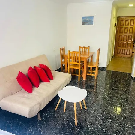 Cozy 2-bed & Sofa-bed In Cristianos Appartement *